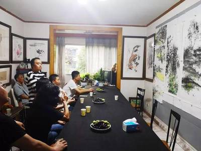 水墨·郫都創(chuàng)作交流會(huì)在醉荷堂藝術(shù)工作室圓滿召開(kāi)，共繪新時(shí)代文化圖景